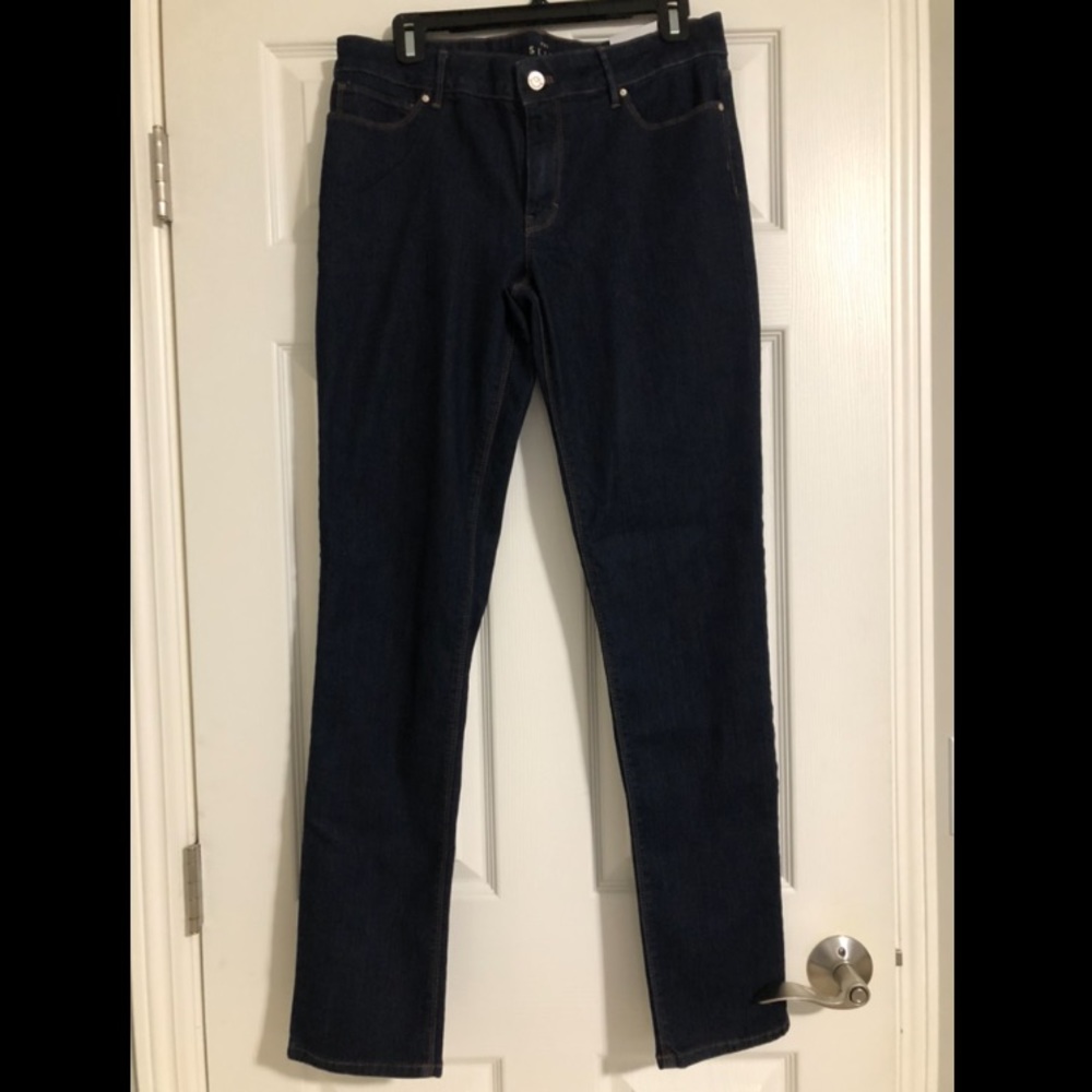 ✨NWT WHBM dark wash jeans✨